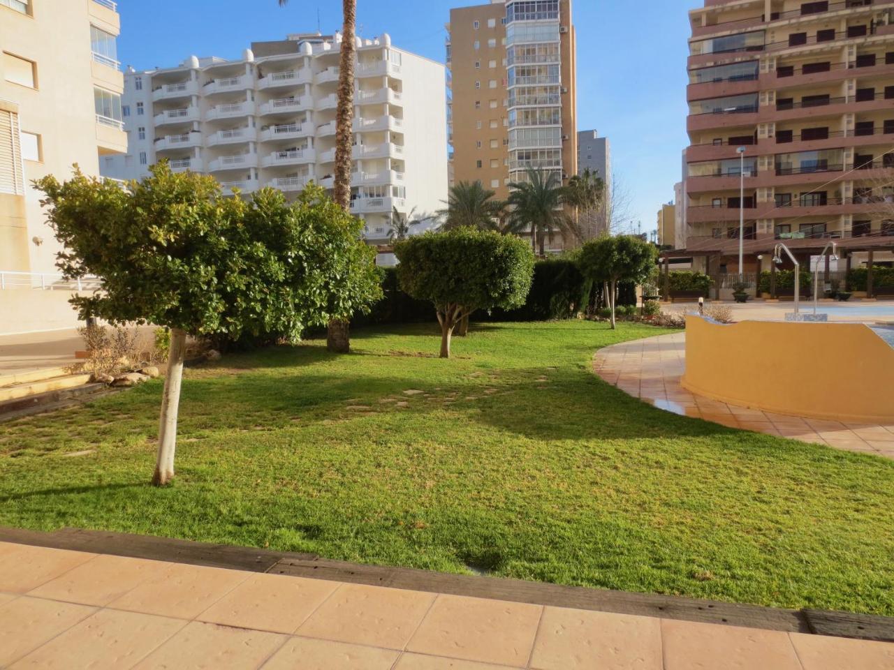 Clubrent - Apartamentos Apolo 17 칼페 외부 사진